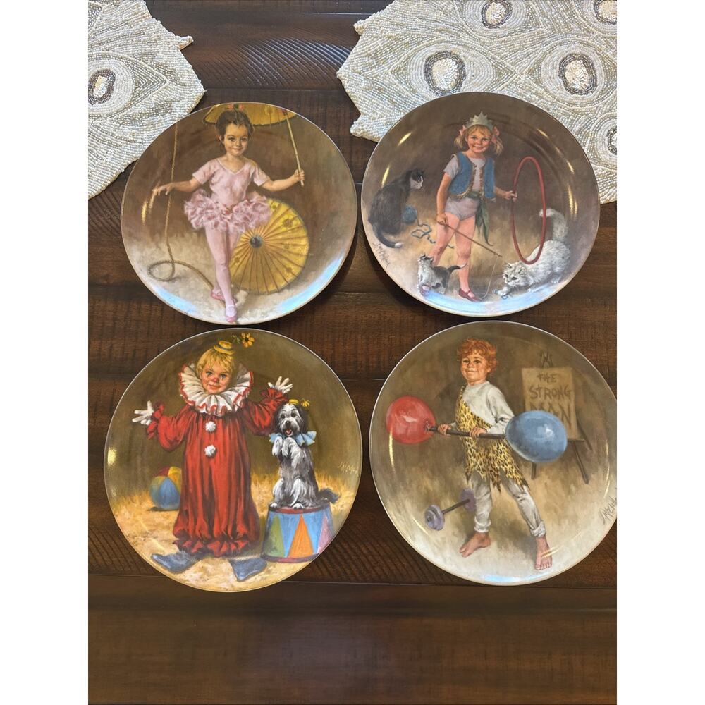 Reco McClelland Children's Circus Plates Set of 4 Collector 9.5" Diameter